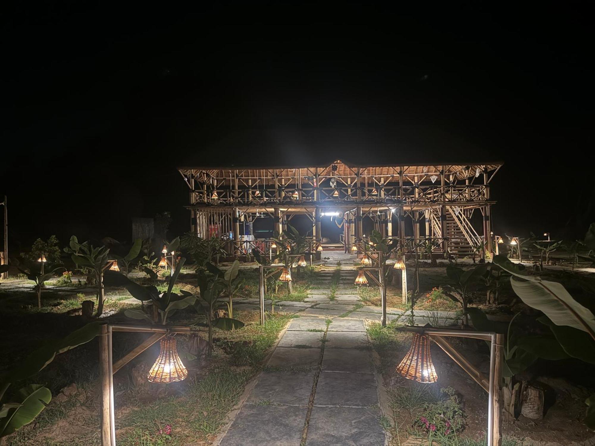 Hill Stone View Hampi Hotel Exterior photo